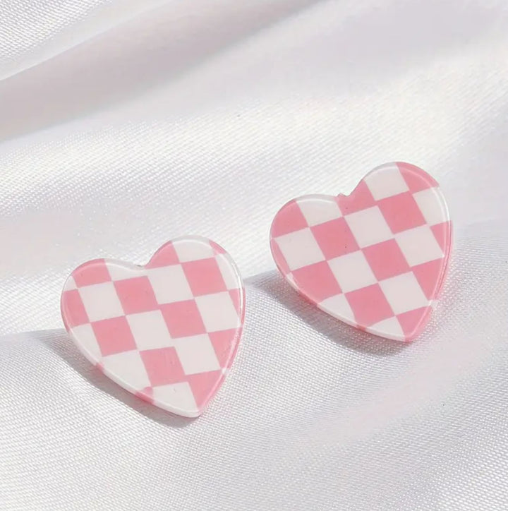 Checkered Heart Stud Earrings - Lolo Viv Boutique