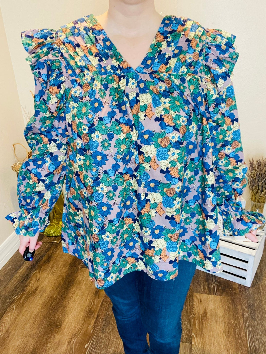 Long Sleeve Flowy Floral Blouse - Curvy - Lolo Viv Boutique