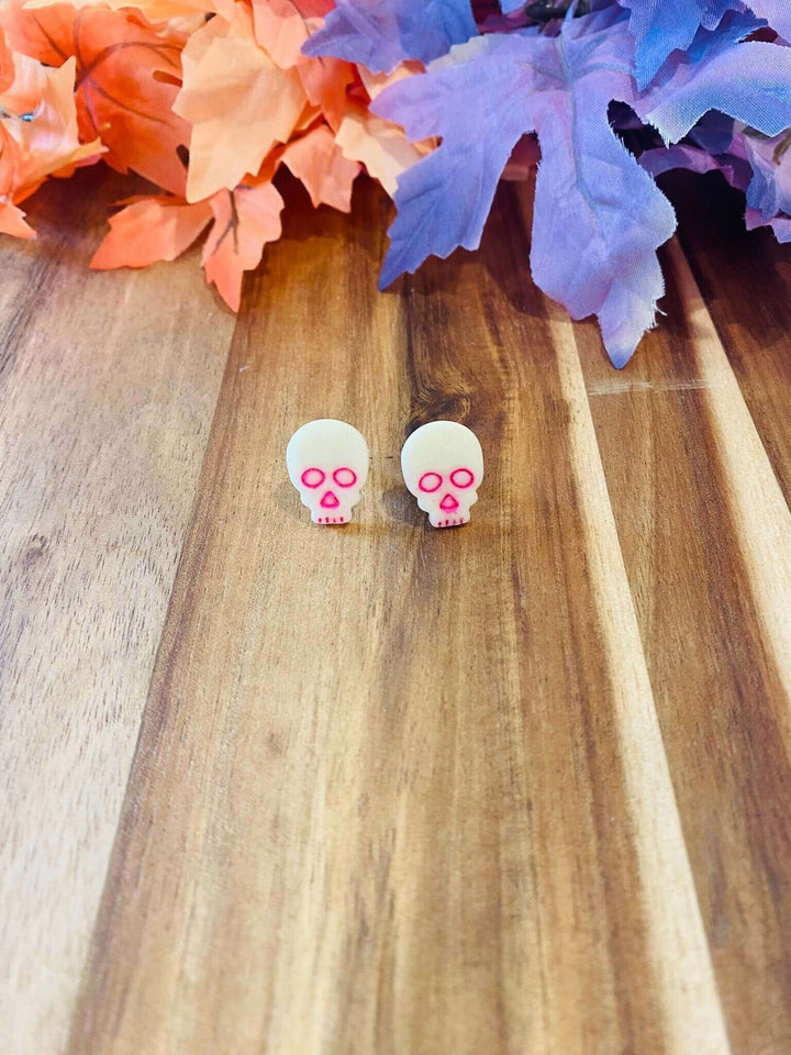 Skull Stud Earrings - 2 Colors - Lolo Viv Boutique