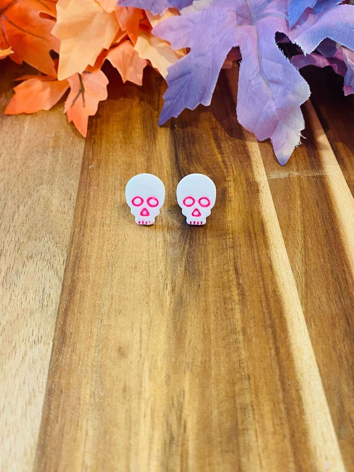 Skull Stud Earrings - 2 Colors - Lolo Viv Boutique